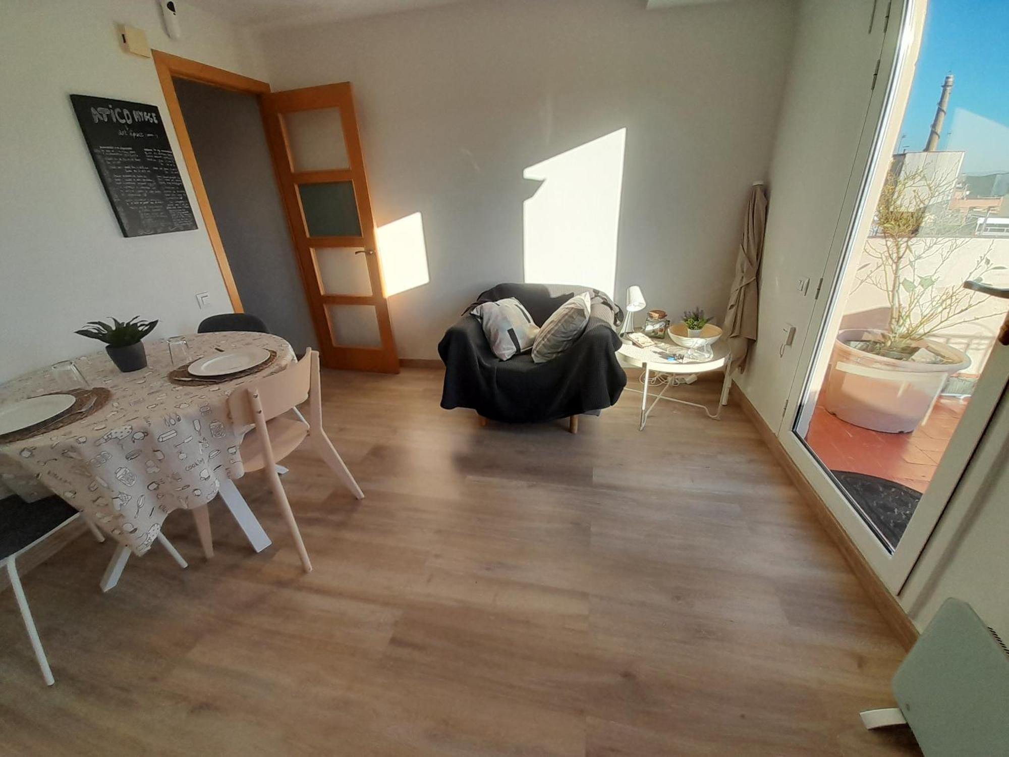 Atico Hygge & Art Space Terrassa Luaran gambar